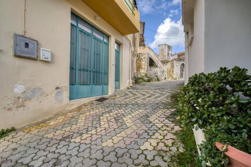 Traditional Cretan Stone House In The Center Of Crete Apartment Litos Ngoại thất bức ảnh