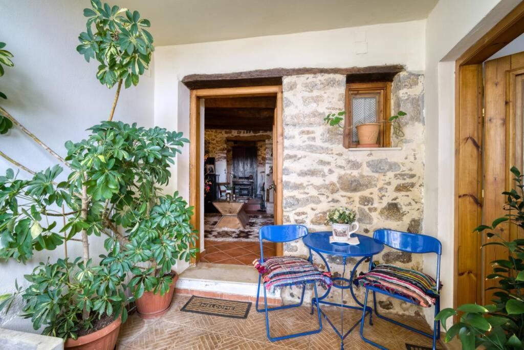 Traditional Cretan Stone House In The Center Of Crete Apartment Litos Ngoại thất bức ảnh